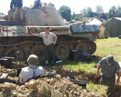 historical-tank-and-trenches