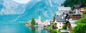 3-hallstatt-village-and-hallstatter-lake-austria